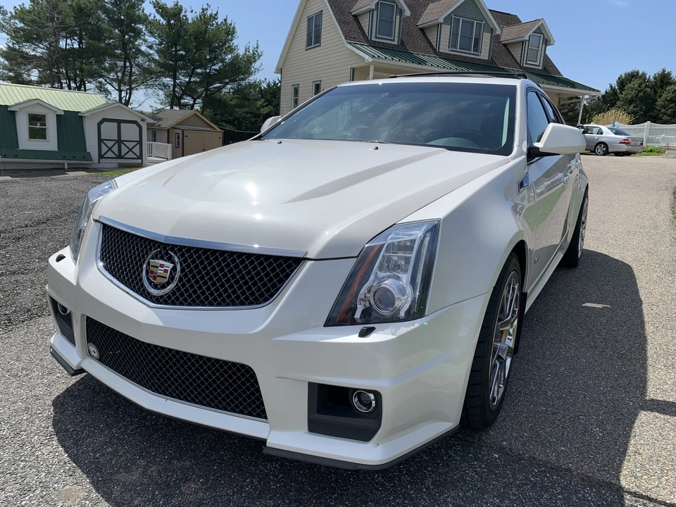2013 Cadillac CTS-V 2nd Gen - Image 4 of 31