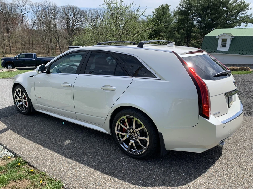 2013 Cadillac CTS-V 2nd Gen - Image 12 of 31