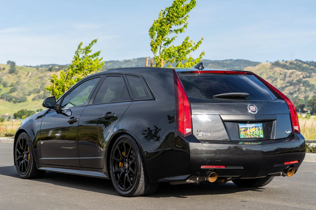 2013 Cadillac CTS-V 2nd Gen - Image 9 of 31