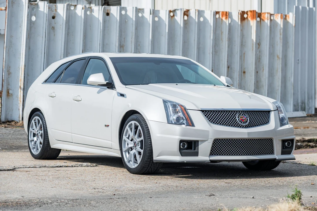 2013 Cadillac CTS-V 2nd Gen - Image 4 of 31