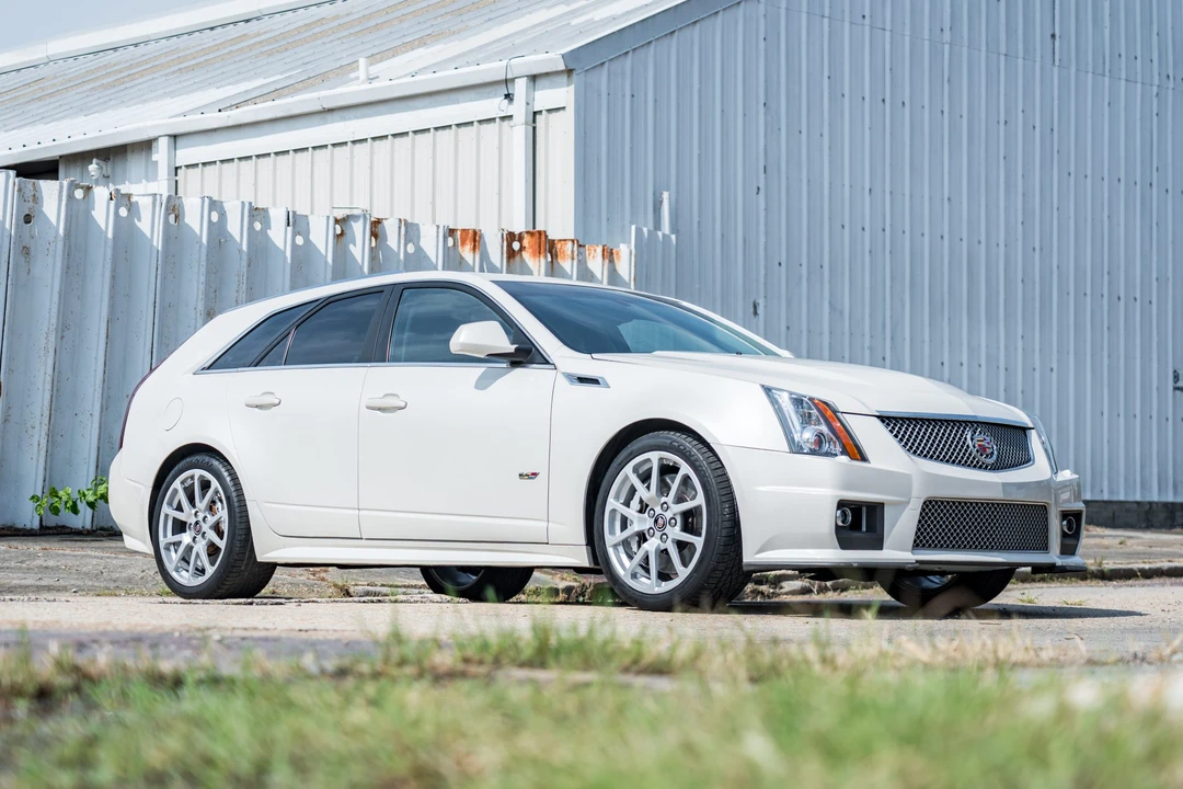 2013 Cadillac CTS-V 2nd Gen - Image 5 of 31