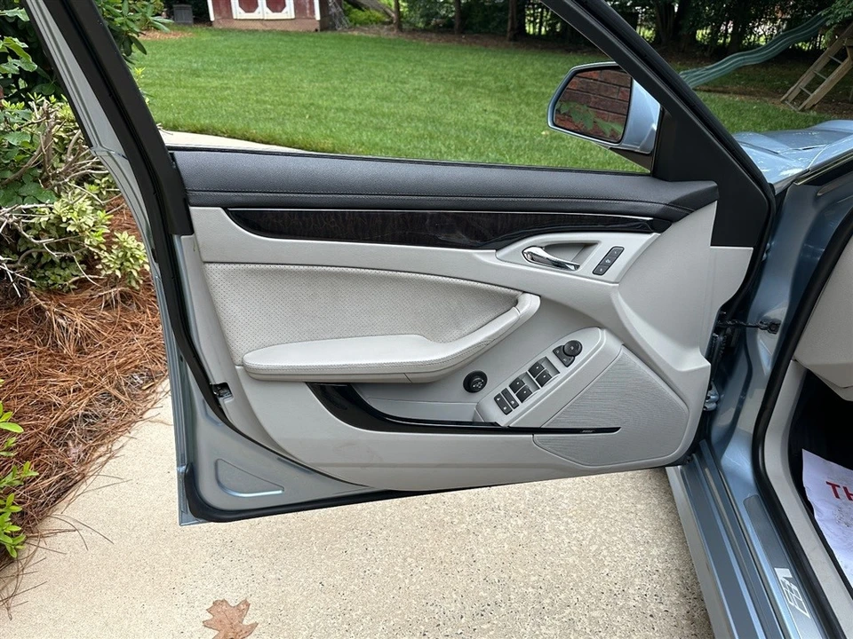 2013 Cadillac CTS-V 2nd Gen - Image 29 of 31