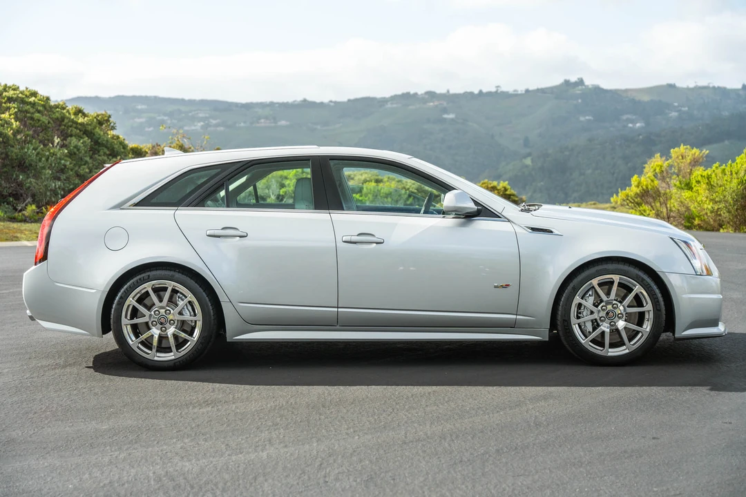 2013 Cadillac CTS-V 2nd Gen - Image 26 of 31