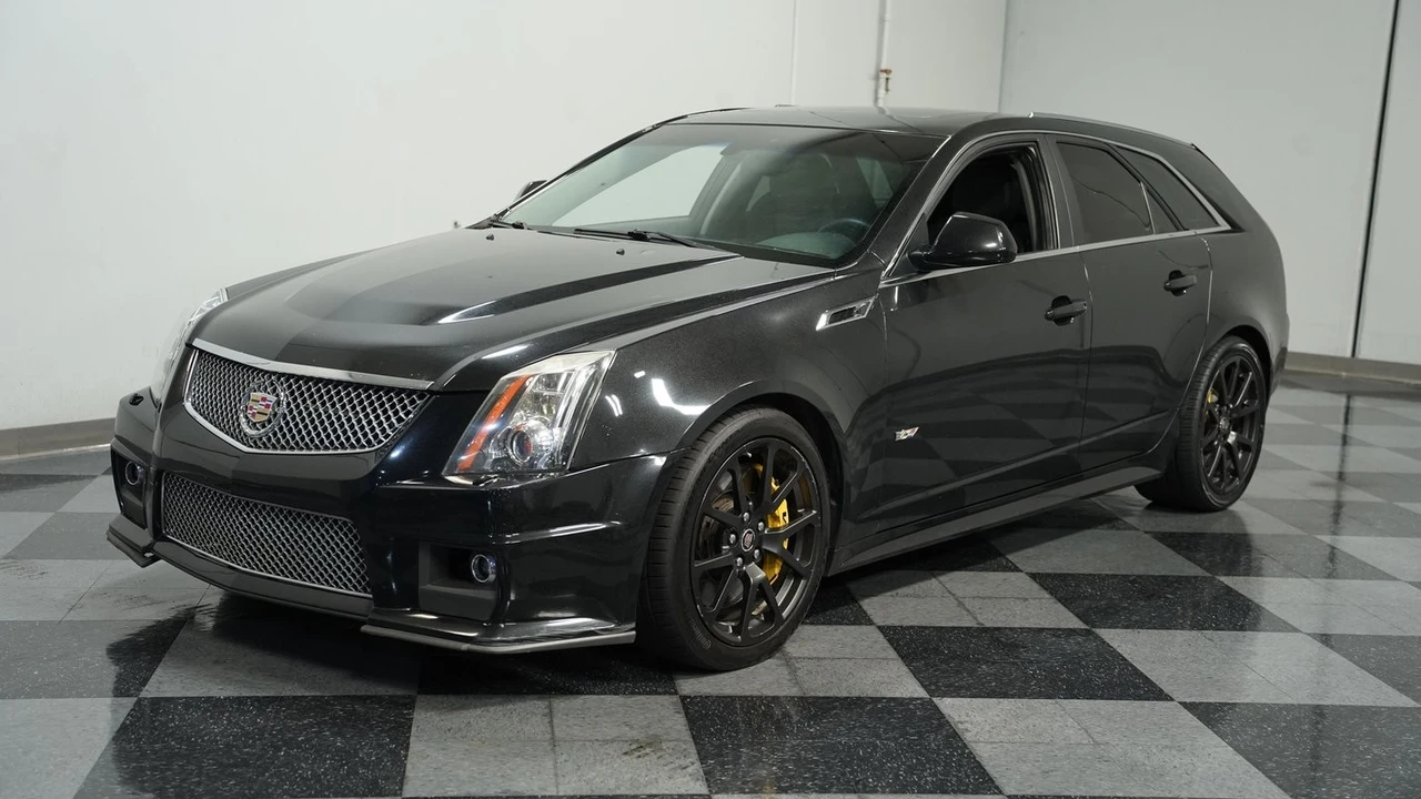 2013 Cadillac CTS-V 2nd Gen - Image 5 of 12