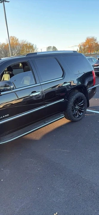 2013 Cadillac Escalade & EXT 3rd Gen - Image 3 of 8