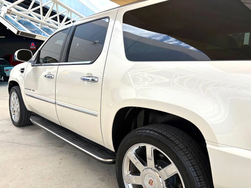 2013 Cadillac Escalade & EXT 3rd Gen - Image 14 of 31