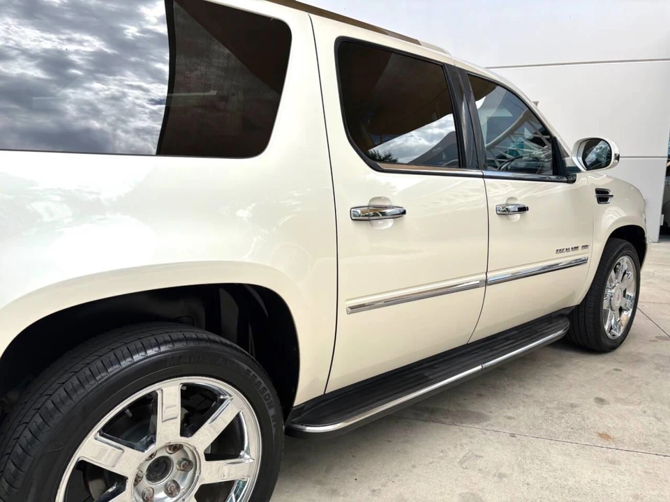 2013 Cadillac Escalade & EXT 3rd Gen - Image 17 of 31