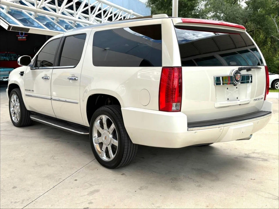 2013 Cadillac Escalade & EXT 3rd Gen - Image 9 of 31