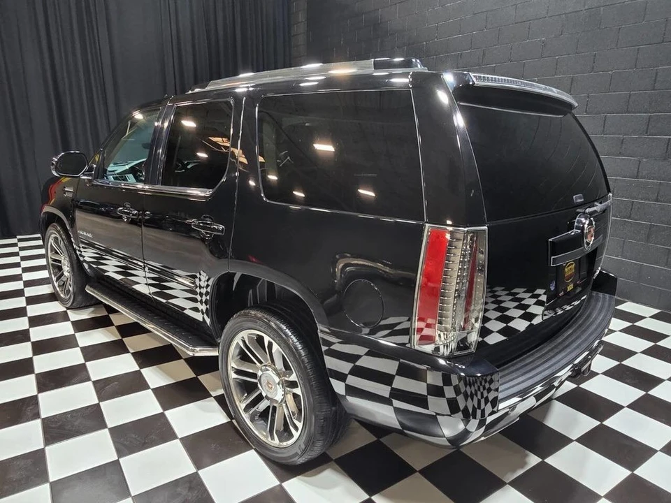 2013 Cadillac Escalade & EXT 3rd Gen - Image 3 of 12