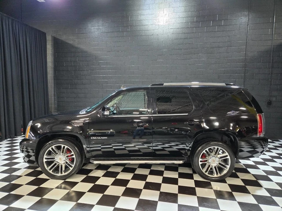 2013 Cadillac Escalade & EXT 3rd Gen - Image 4 of 12
