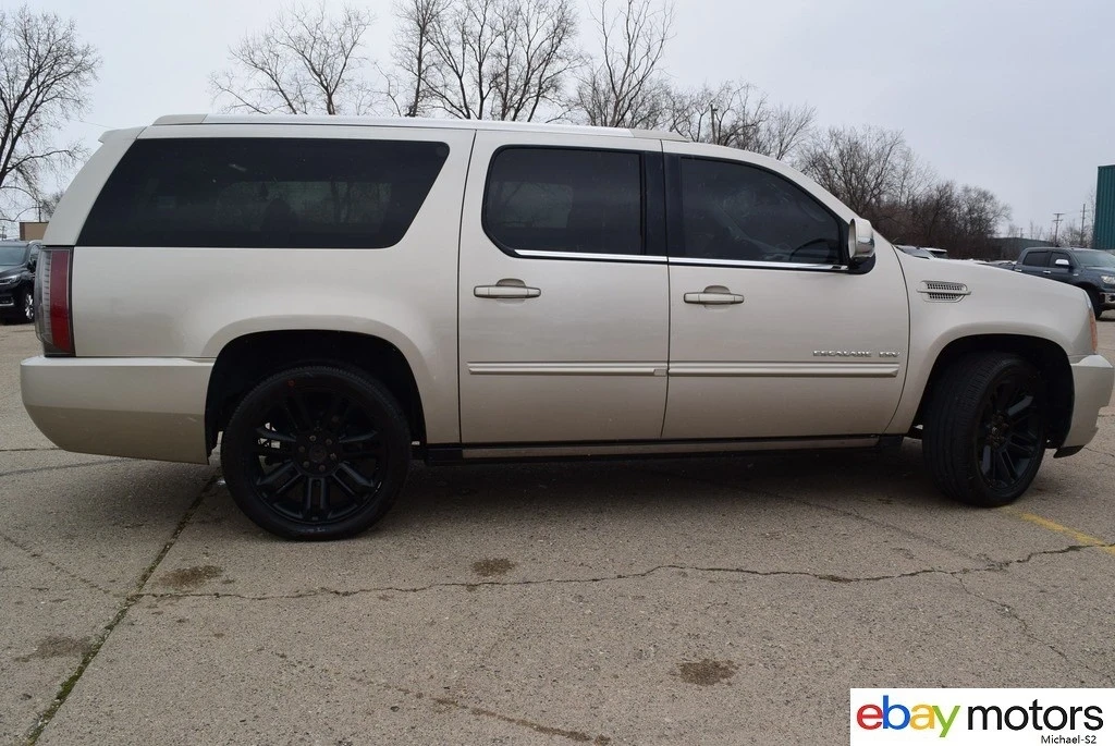 2013 Cadillac Escalade & EXT 3rd Gen - Image 4 of 21