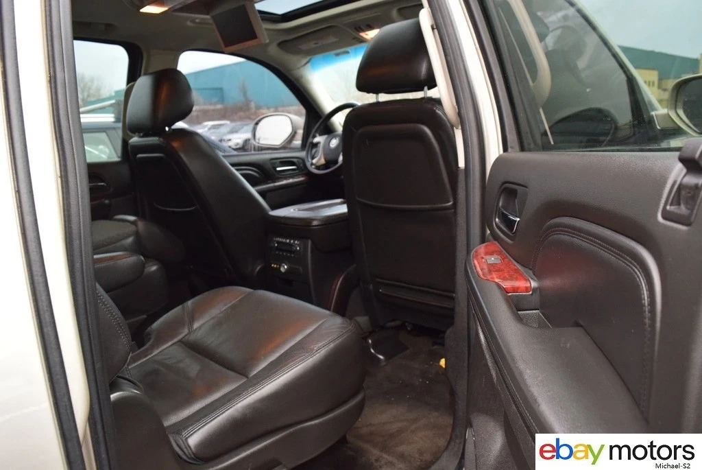 2013 Cadillac Escalade & EXT 3rd Gen - Image 16 of 21