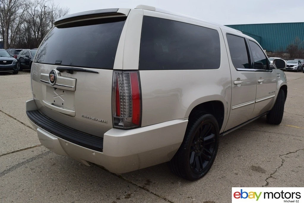 2013 Cadillac Escalade & EXT 3rd Gen - Image 5 of 21