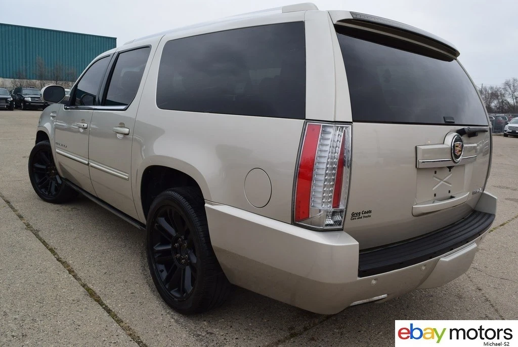 2013 Cadillac Escalade & EXT 3rd Gen - Image 7 of 21