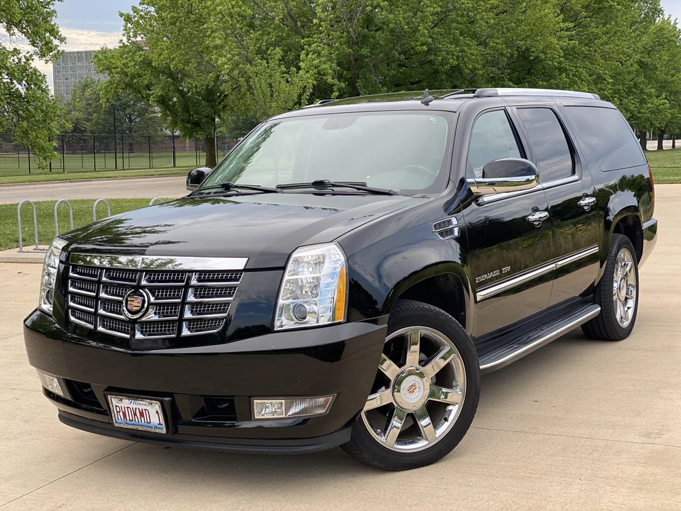 2013 Cadillac Escalade & EXT 3rd Gen - Image 9 of 31