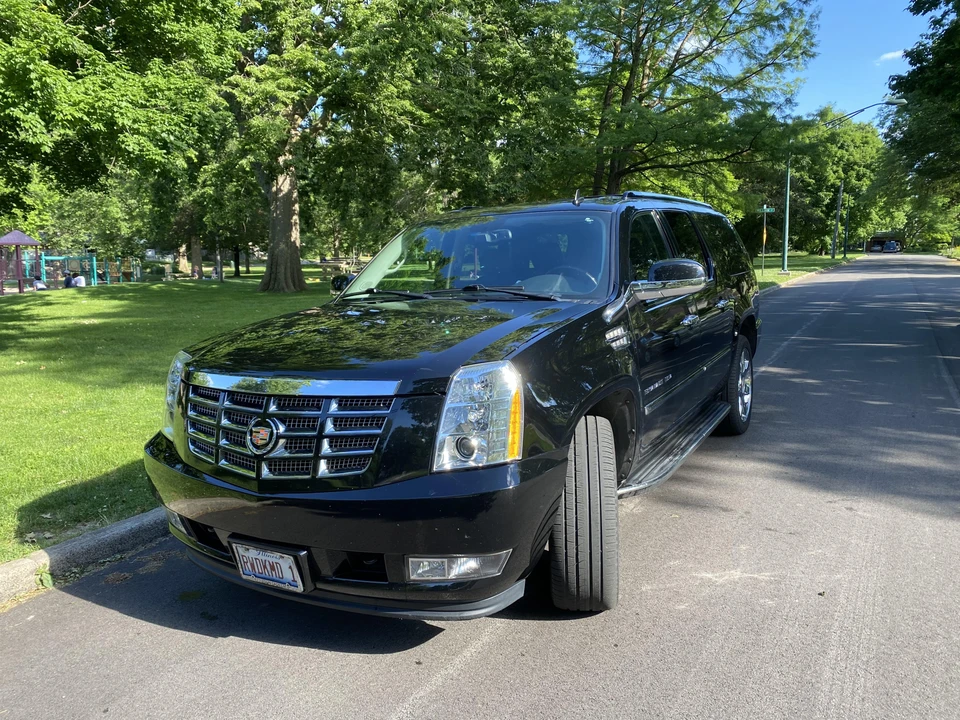 2013 Cadillac Escalade & EXT 3rd Gen - Image 8 of 31