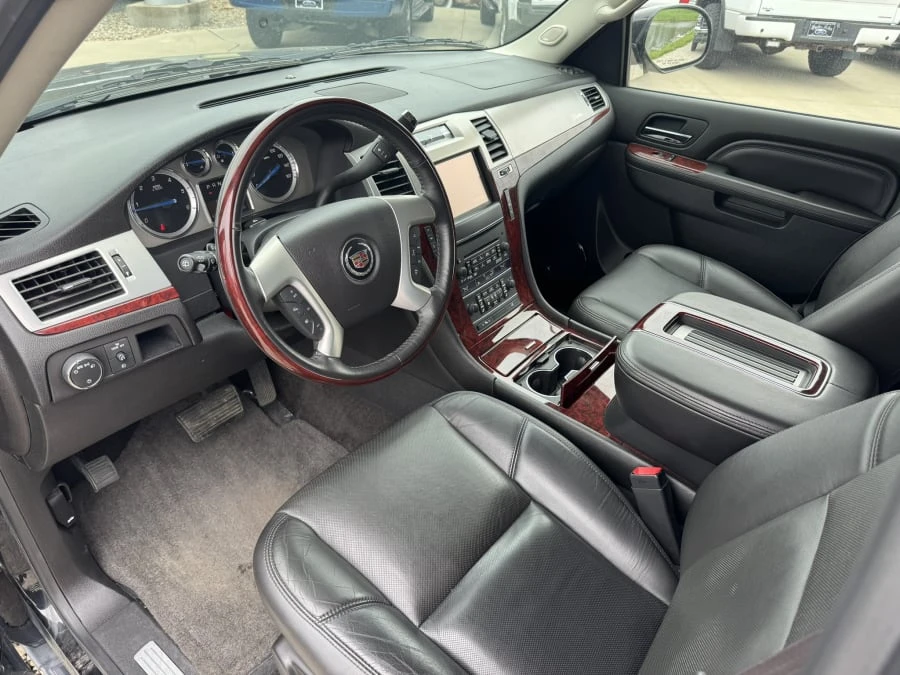 2013 Cadillac Escalade & EXT 3rd Gen - Image 26 of 30