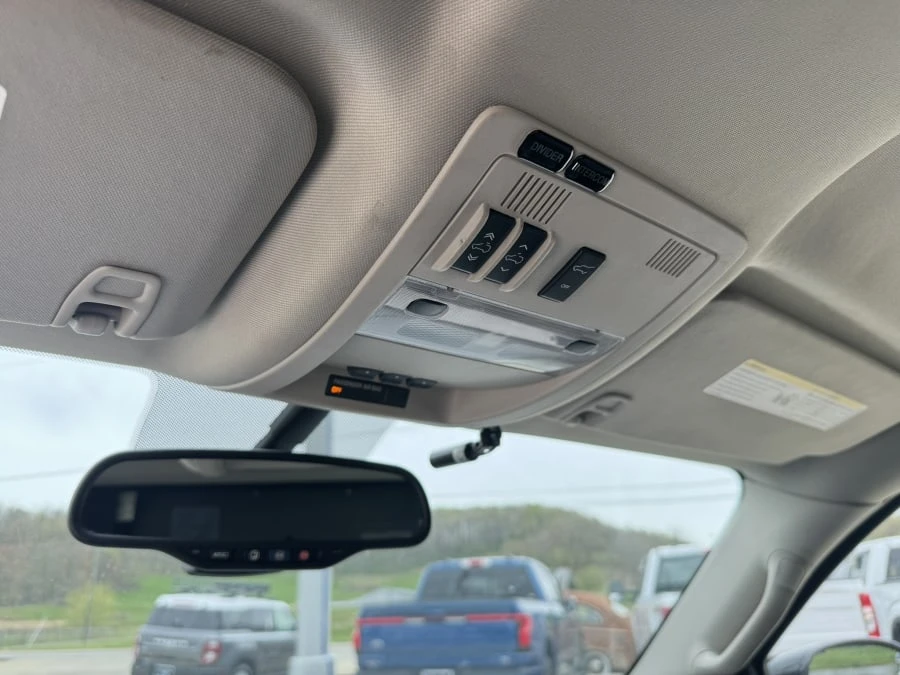 2013 Cadillac Escalade & EXT 3rd Gen - Image 18 of 30