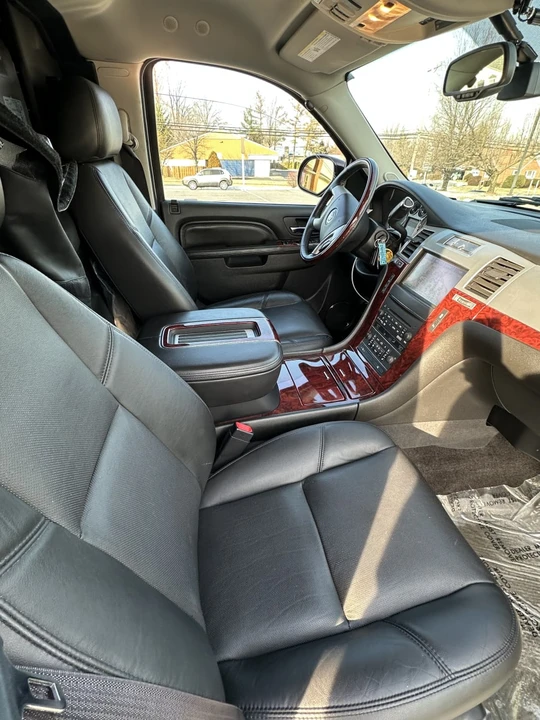 2013 Cadillac Escalade & EXT 3rd Gen - Image 10 of 13