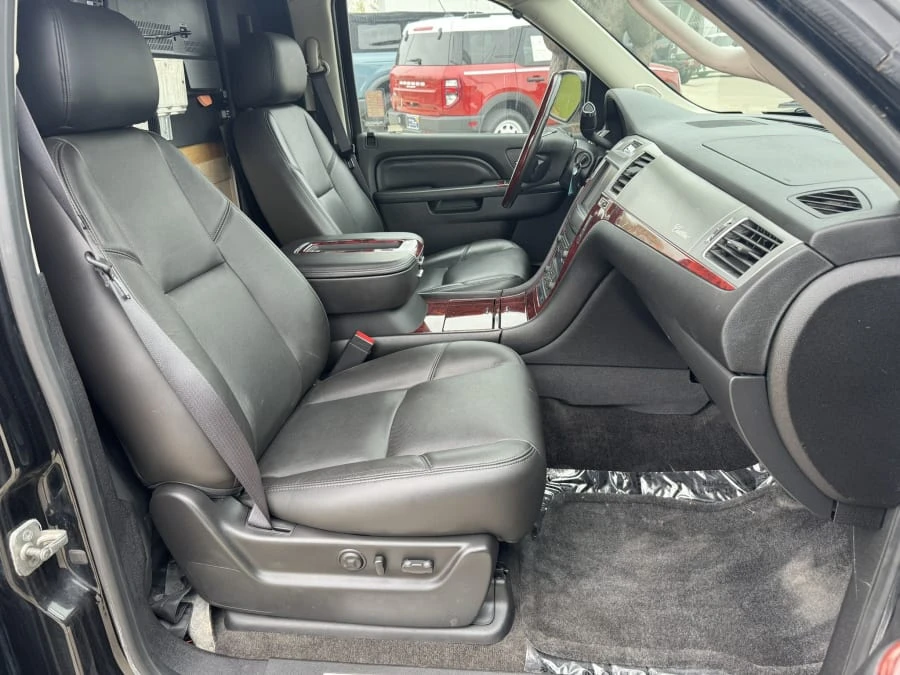 2013 Cadillac Escalade & EXT 3rd Gen - Image 24 of 30