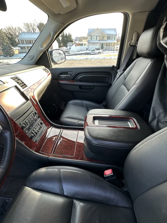 2013 Cadillac Escalade & EXT 3rd Gen - Image 14 of 14