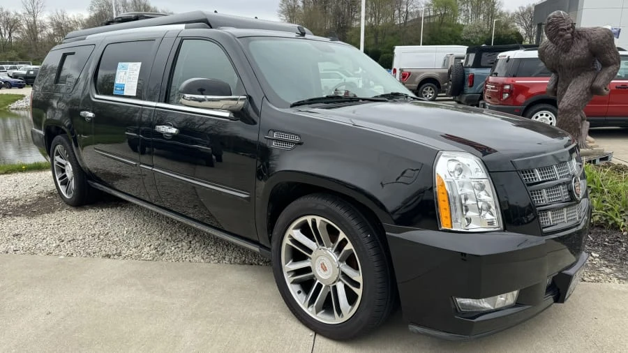 2013 Cadillac Escalade & EXT 3rd Gen - Image 6 of 30