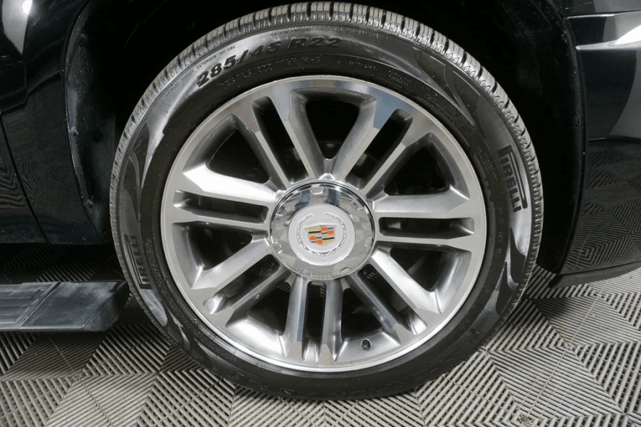 2013 Cadillac Escalade & EXT 3rd Gen - Image 5 of 11