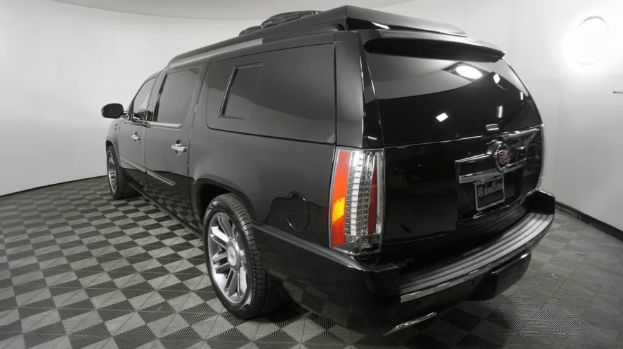 2013 Cadillac Escalade & EXT 3rd Gen - Image 3 of 11