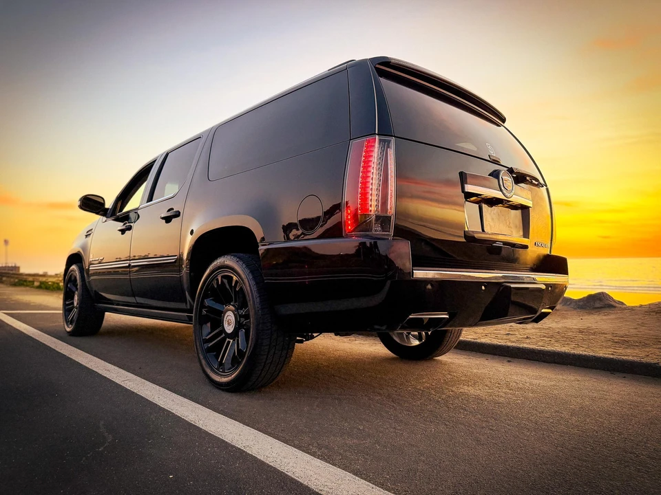 2013 Cadillac Escalade & EXT 3rd Gen - Image 15 of 31