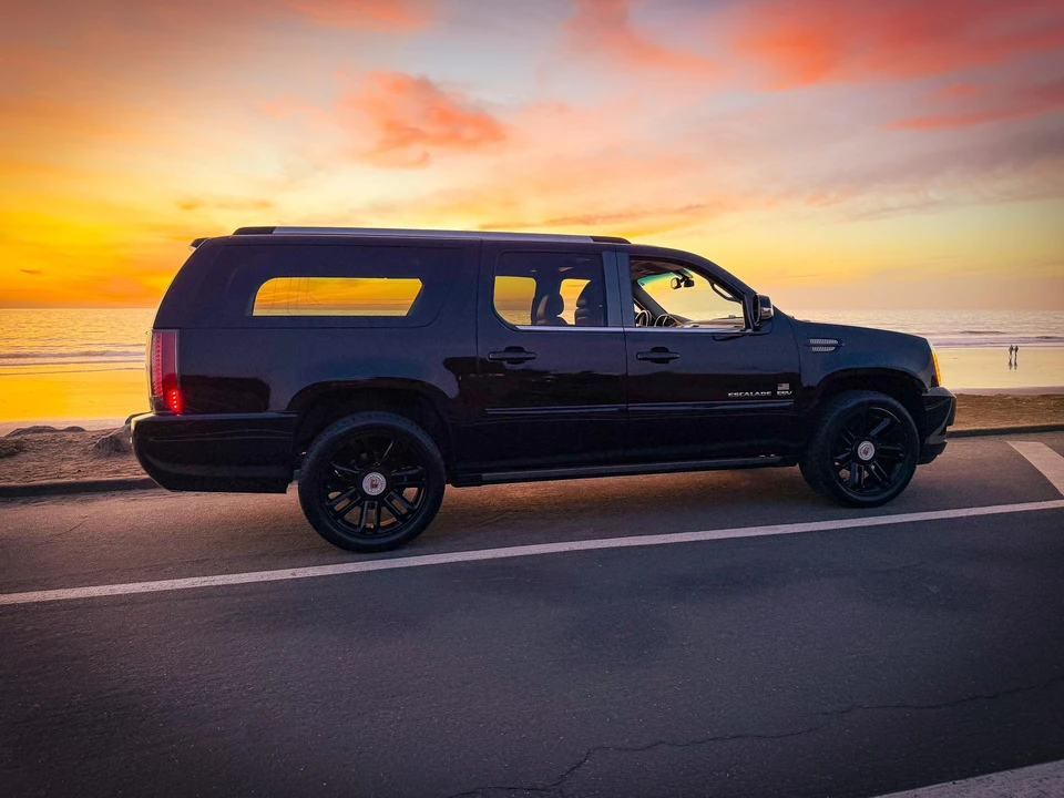 2013 Cadillac Escalade & EXT 3rd Gen - Image 24 of 31