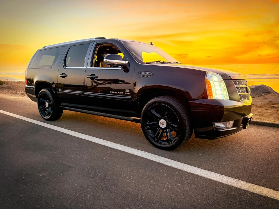2013 Cadillac Escalade & EXT 3rd Gen - Image 28 of 31