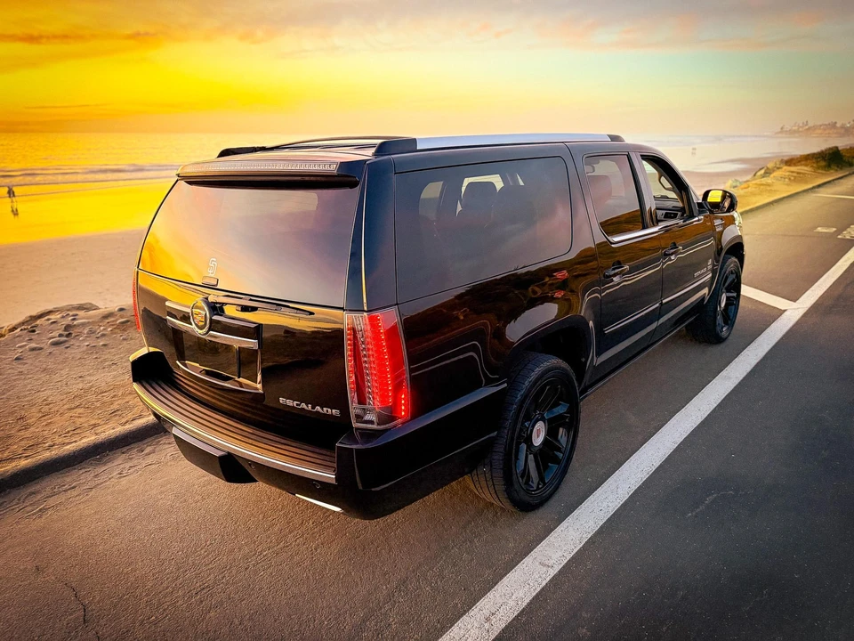 2013 Cadillac Escalade & EXT 3rd Gen - Image 20 of 31
