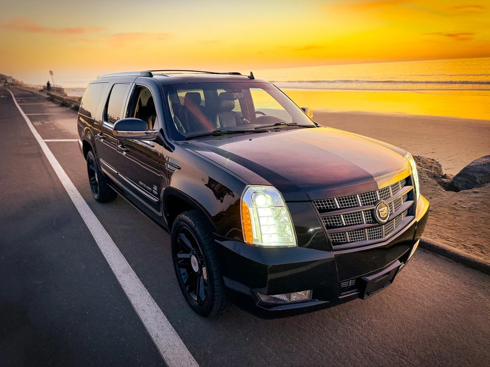 2013 Cadillac Escalade & EXT 3rd Gen - Image 30 of 31