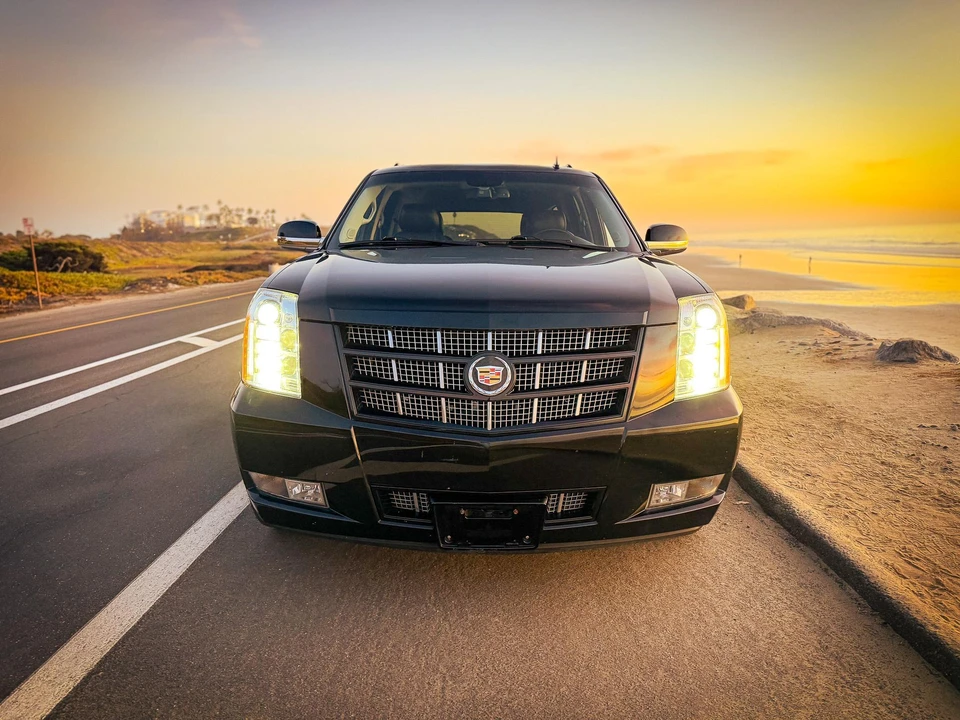 2013 Cadillac Escalade & EXT 3rd Gen - Image 6 of 31