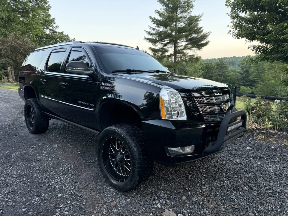 2013 Cadillac Escalade & EXT 3rd Gen - Image 14 of 31