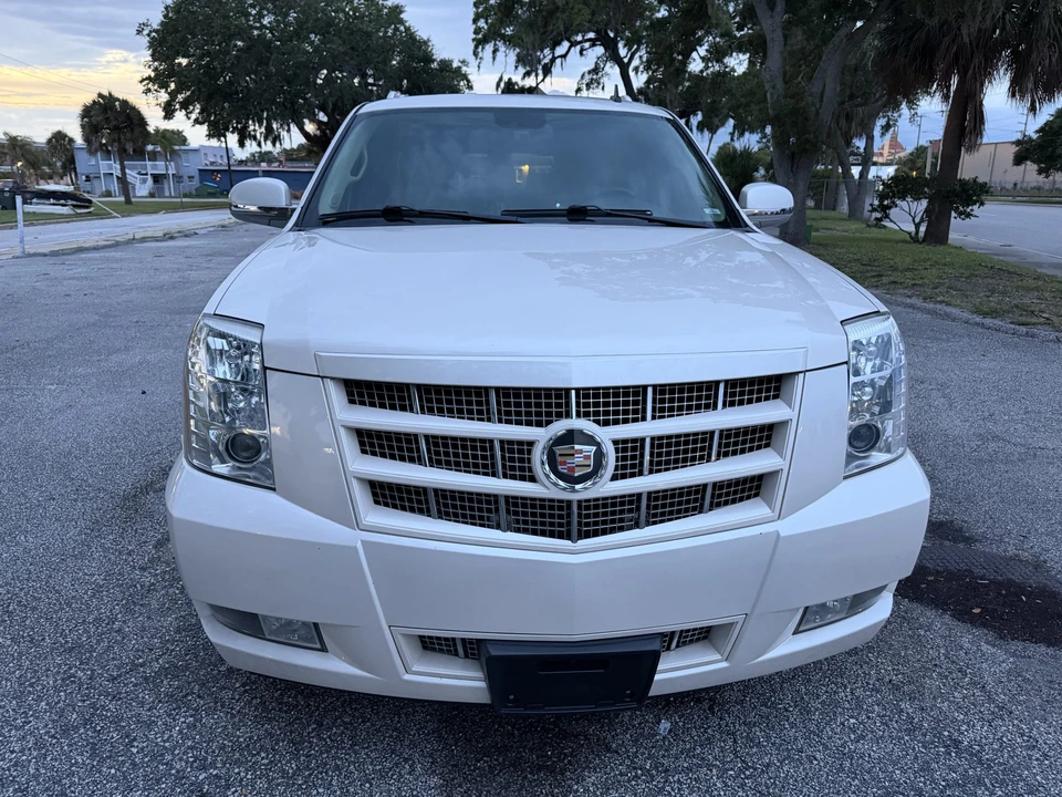 2013 Cadillac Escalade & EXT 3rd Gen - Image 6 of 31