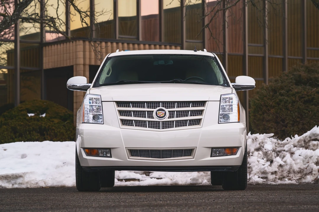 2013 Cadillac Escalade & EXT 3rd Gen - Image 20 of 31