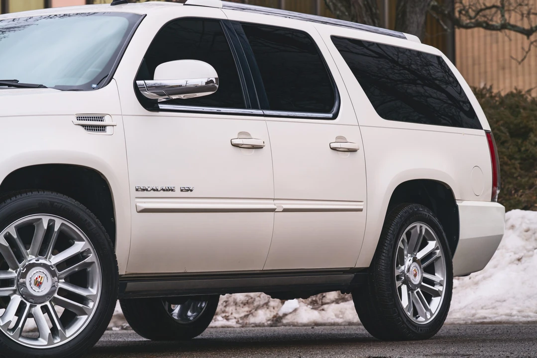 2013 Cadillac Escalade & EXT 3rd Gen - Image 22 of 31