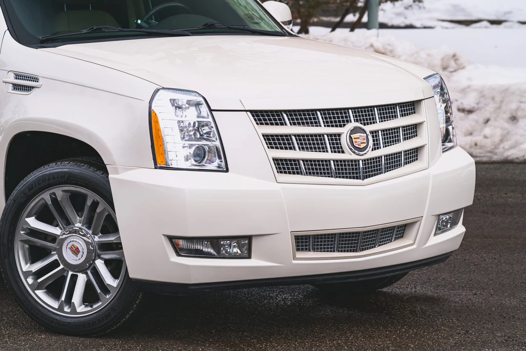 2013 Cadillac Escalade & EXT 3rd Gen - Image 24 of 31