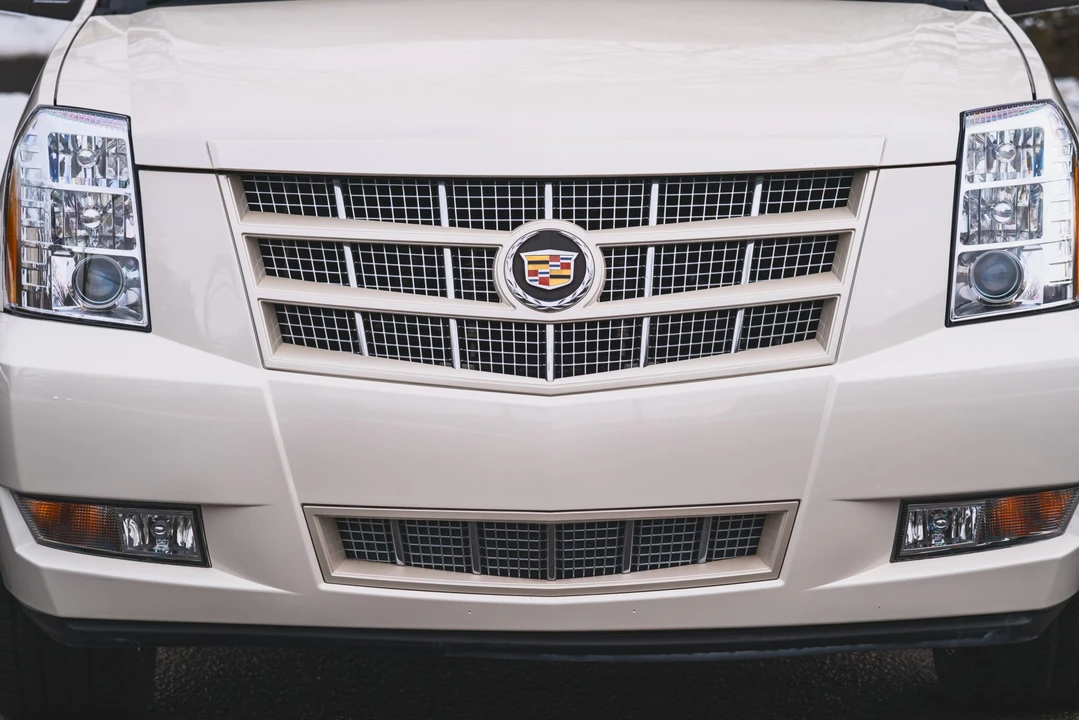 2013 Cadillac Escalade & EXT 3rd Gen - Image 29 of 31