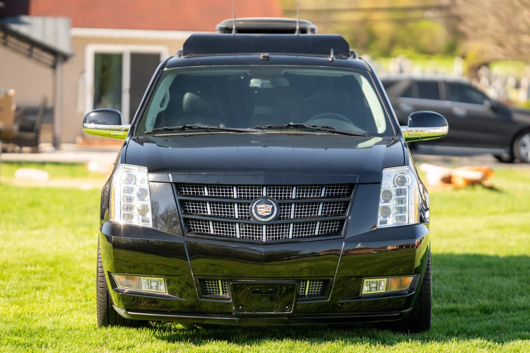 2013 Cadillac Escalade & EXT 3rd Gen - Image 10 of 31