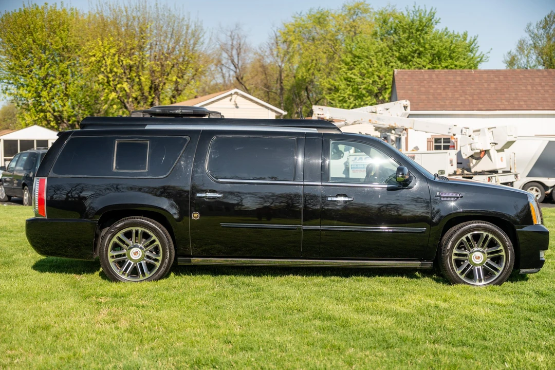 2013 Cadillac Escalade & EXT 3rd Gen - Image 8 of 31