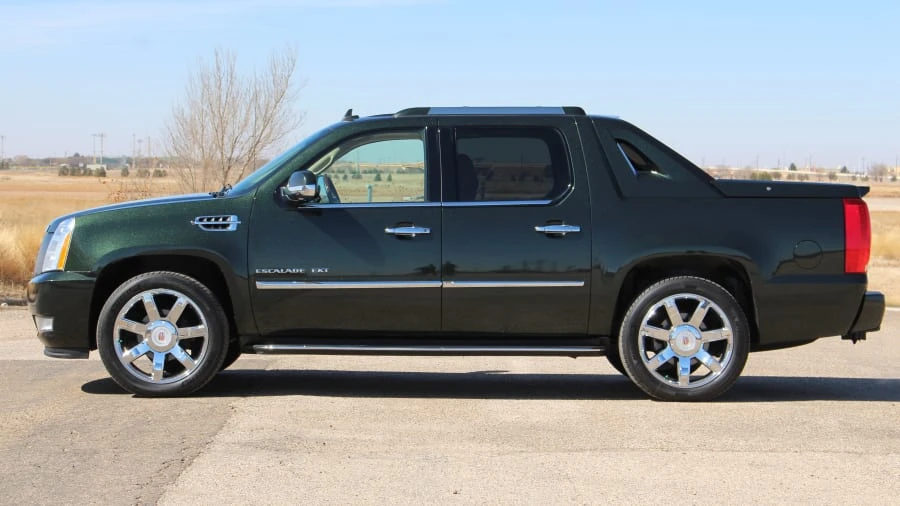 2013 Cadillac Escalade & EXT 3rd Gen - Image 2 of 31