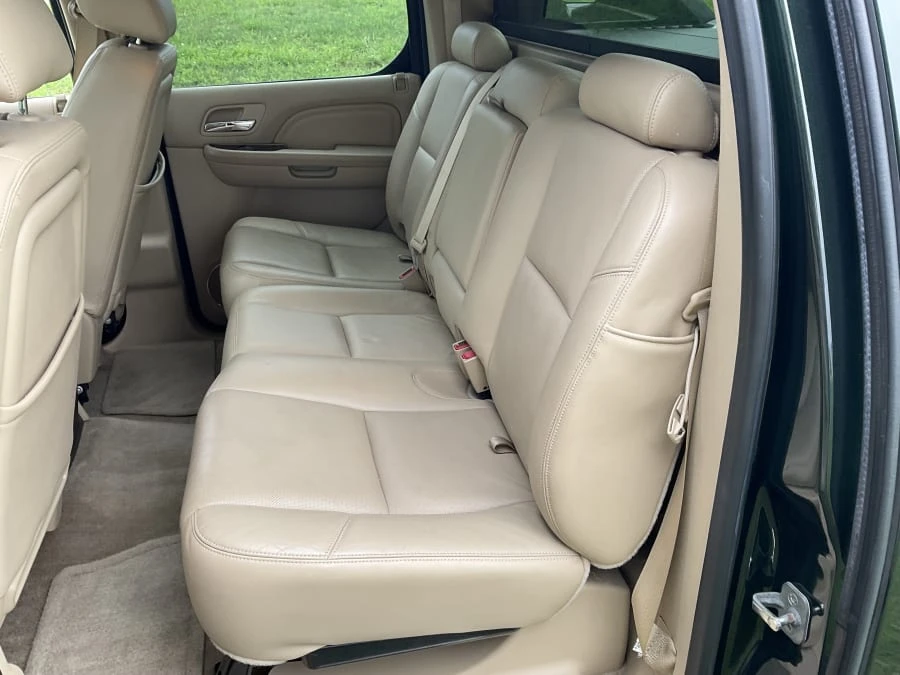 2013 Cadillac Escalade & EXT 3rd Gen - Image 12 of 16