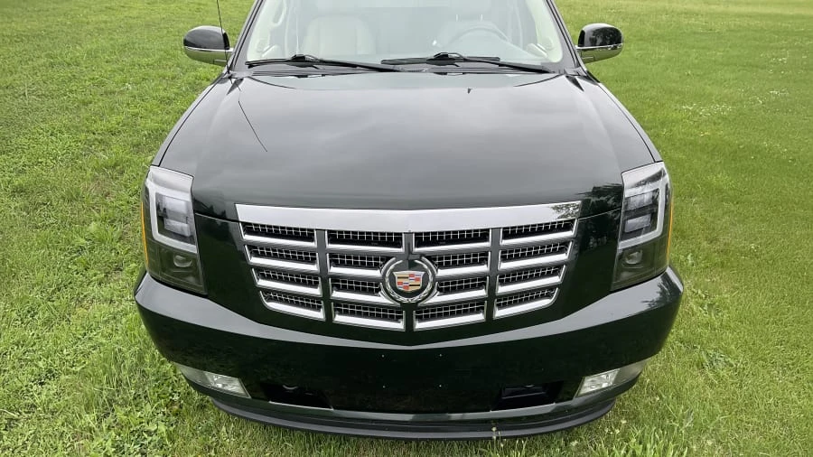 2013 Cadillac Escalade & EXT 3rd Gen - Image 4 of 16