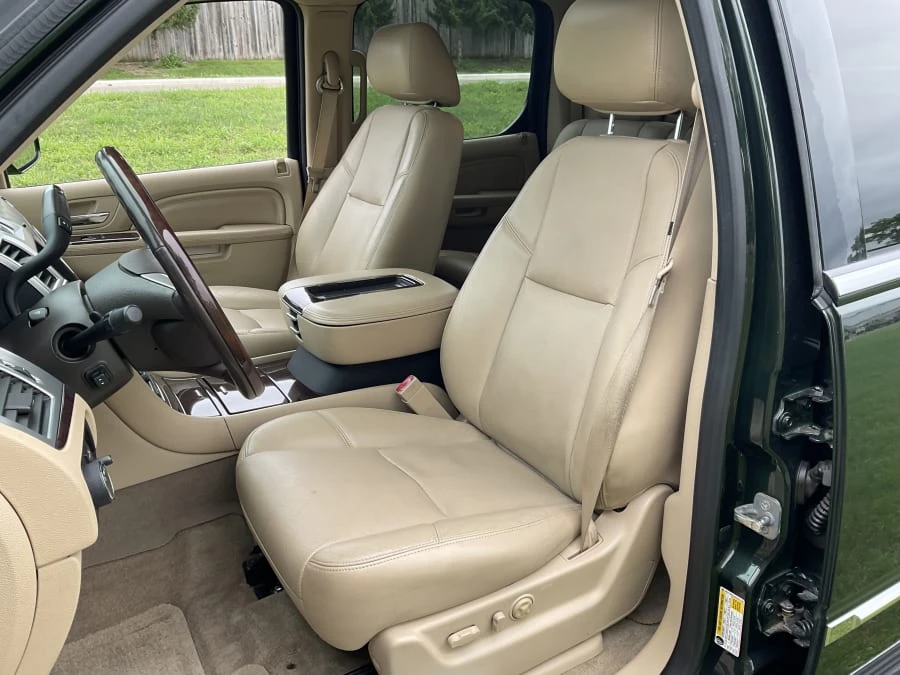 2013 Cadillac Escalade & EXT 3rd Gen - Image 11 of 16