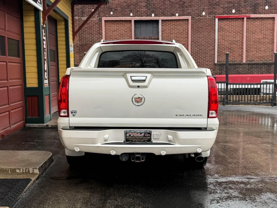 2013 Cadillac Escalade & EXT 3rd Gen - Image 5 of 31