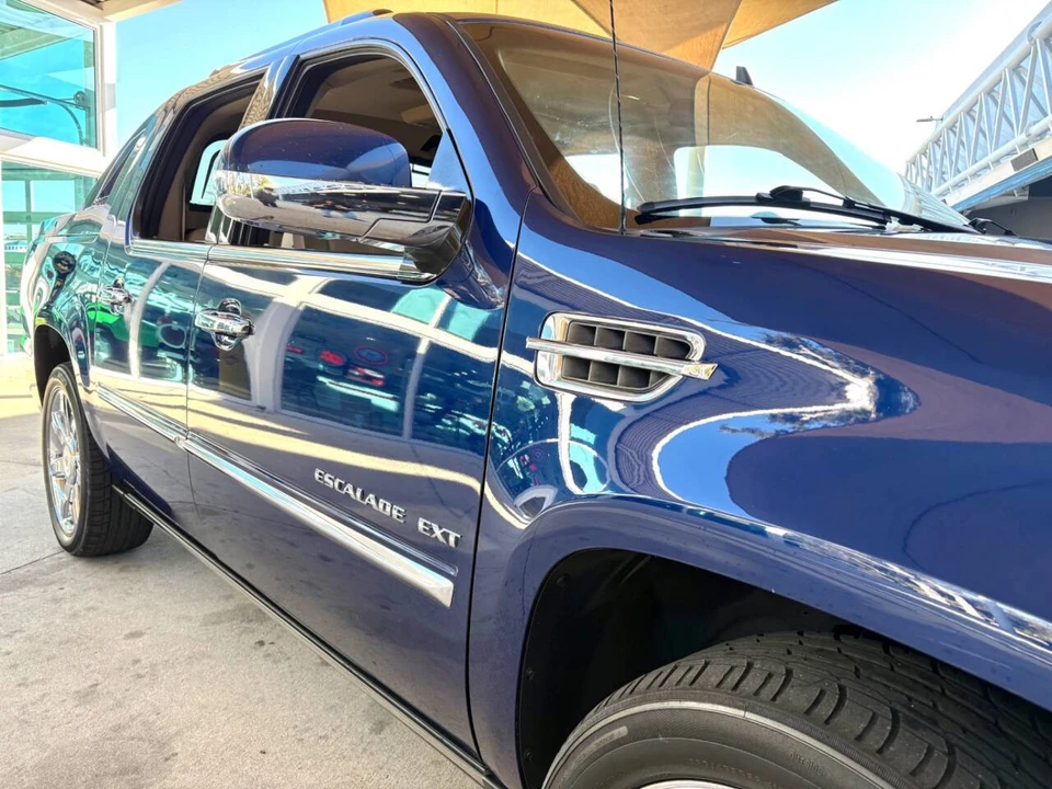 2013 Cadillac Escalade & EXT 3rd Gen - Image 19 of 21
