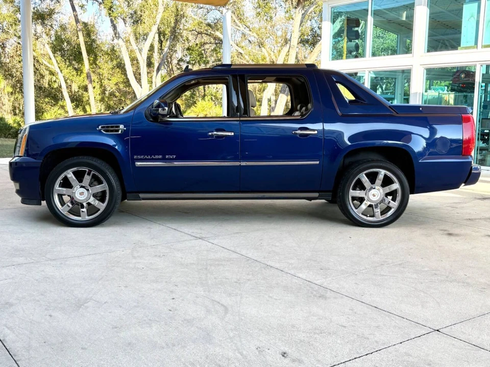 2013 Cadillac Escalade & EXT 3rd Gen - Image 11 of 21