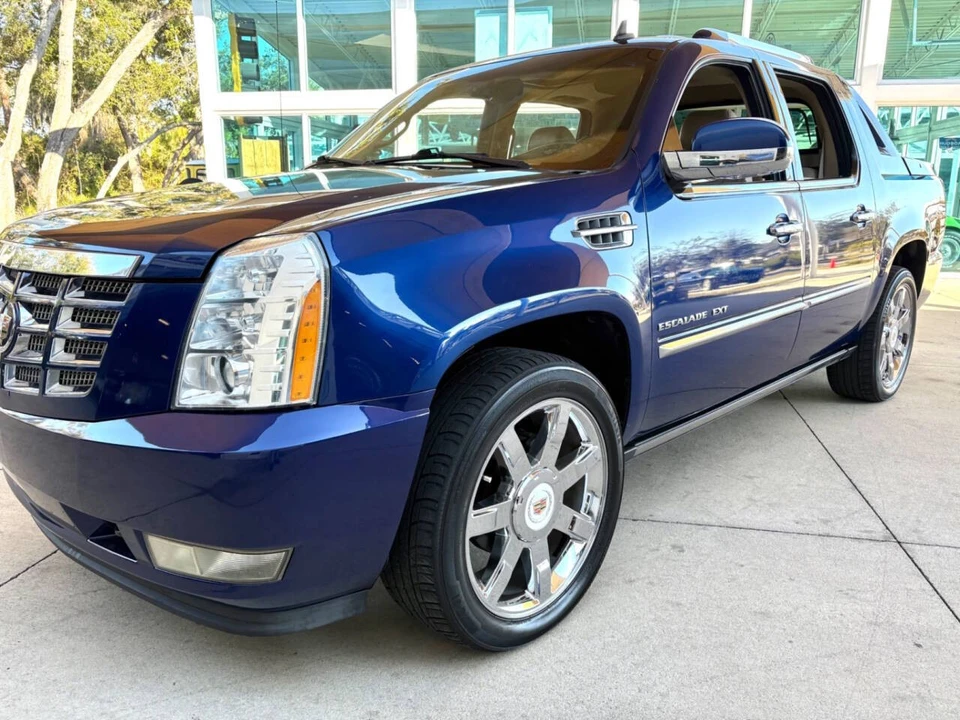 2013 Cadillac Escalade & EXT 3rd Gen - Image 13 of 21